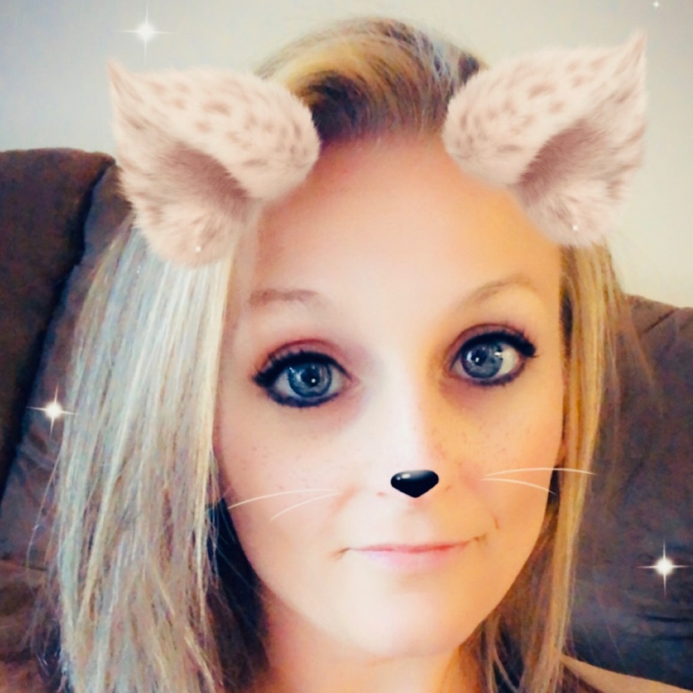 Meet your Posher, Briana